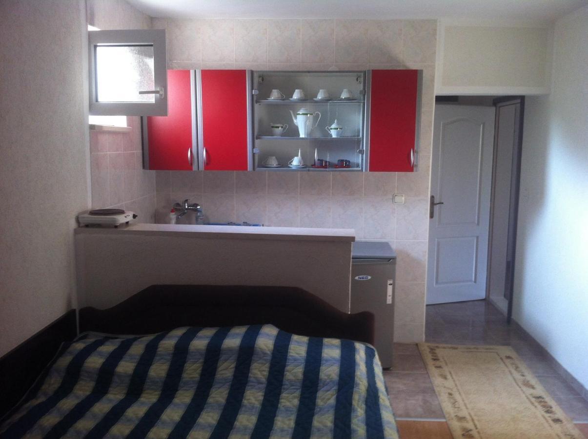 Apartments Avdic Sutomore Zimmer foto